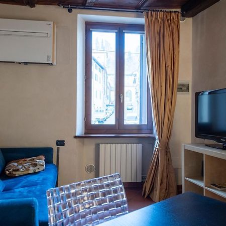 Ai Piedi Del Castello / 4Pl / Apt. Full فيرونا المظهر الخارجي الصورة